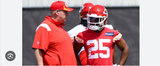 Chiefs Defensive Tackle Chris Jones Wants $83 Million Free Agent Edge Rusher Back In KC…