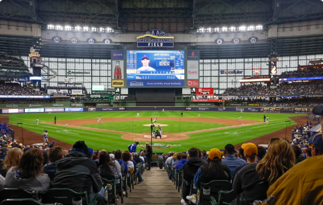 An Escalator Accident Posed Concern For Fans After Cubs-Brewers Game, Leaving 11 People Injured Including…