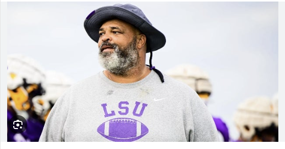 LSU TIGERS UPDATE: Four Star DB Explains Why He Choose Missouri Over ‘Tigers. As LSU Tigers 4-Star Commit Gives Eye-Opening Comment On Bo Davis, Highest Paid Defensive Line Coach In…SEE MORE…