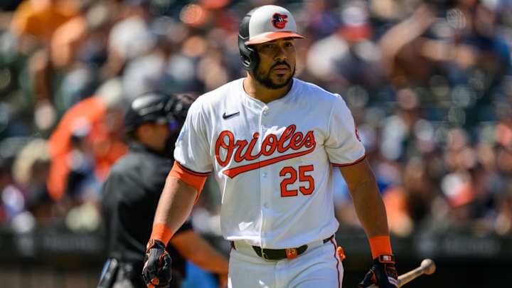 Orioles Lose High Profile Free Agent Home-Runner Leader. As Star Slugger Agrees To Long Term Contract With Toronto Blue Jays.