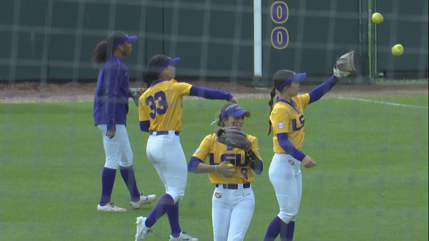 Undefeated LSU softball team dominates doubleheader, extending their winning streak to 12 games…